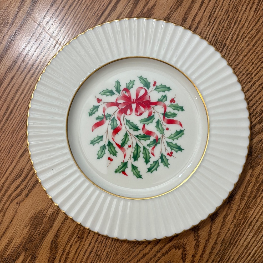 Lenox 8.5" Holiday Plate